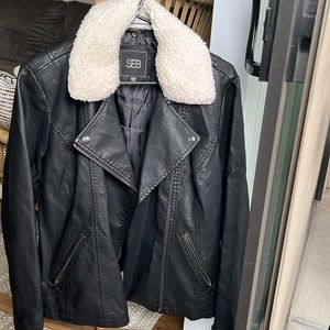 Black leather jacket Women’s